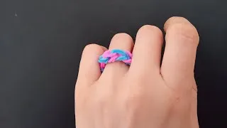 Miniature : tuto comment faire une bague ou un bracelet facilement en loom