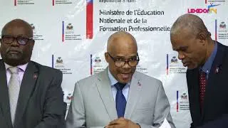 Miniature : Le ministre de l'Éducation se félicite du succès des examens officiels