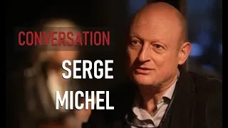 Miniature : Kometa : gin tonic des journalistes contre whisky des écrivains - Serge Michel - Global Tok