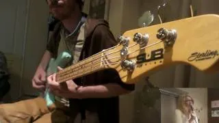Miniature : Queen & David Bowie - Under Pressure [Bass & Voice Cover]