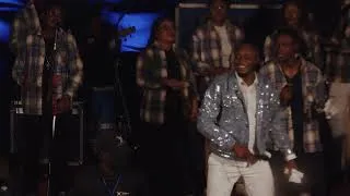 Miniature : Michel Bakenda - Ti na stade ( concert au campus de Kinshasa)