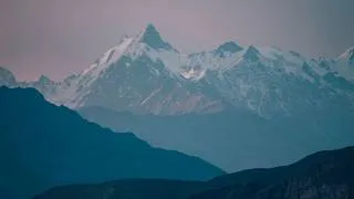 Miniature : AZMAT — À l'ombre des géants du Karakoram | Trailer du documentaire (K2 Base Camp Trek)