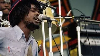 Miniature : #Recit : La biographie de Peter Tosh, chanteur, compositeur reggae jamaïcain, amis de Marley.