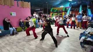 Miniature : Kung fu à la cabane du yéti de Perpignan pour l’Association, souris à la vie ￼avec l’école Yang Tao