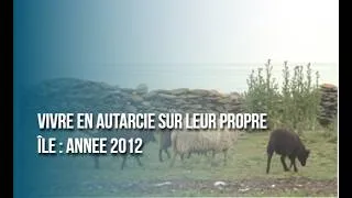 Miniature : Vivre en autarcie sur leur propre île Année 2012 //Extrait archives M6 MediaBank