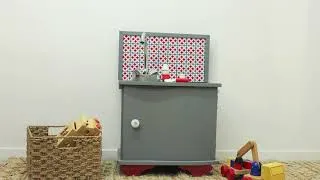 Miniature : Un chevet ancien devient une petite cuisinière