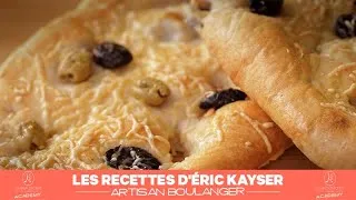 Miniature : Eric Kayser vous présente un bijou de Provence: la recette de la fougasse aux olives