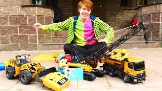 Miniature : Jeux avec des véhicules télécommandés. Camions et machines de chantier