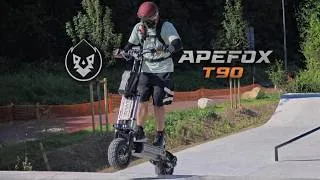Miniature : j'ai roulé pendant 2 mois avec le SUV APEFOX T90, une trottinette électrique massive !
