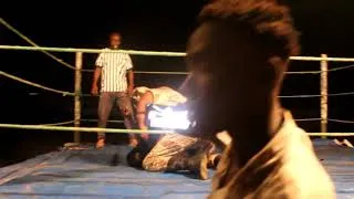 Miniature : COMBAT DE CATCH CONGOLAIS BA CONGO AVEC SIX BOLITES VS DT