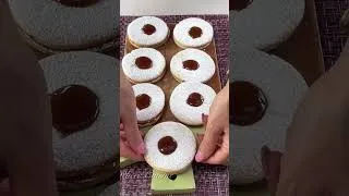 Miniature : 😍 Les Sablés XL à la Confiture les PLUS Fondants ! Recette Facile & Rapide