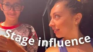 Miniature : Ma stagiaire prépare le MEETUP d'une créatrice de contenu