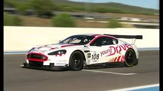 Miniature : Aston Martin DBR9 GT1 Onboard V12 Singing - Dix Mille Tours 2026 ! [HD]