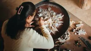 Miniature : Mazda Discovers, saison 4, épisode 4 – La fabrication de mosaïques en France