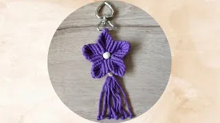 Miniature : 🌸 Tutoriel Macramé Débutant : Porte-Clé Fleur Bohème Facile à Réaliser 🌸