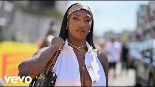 Miniature : Aya Nakamura - Pour Un Baiser (Clip officiel)