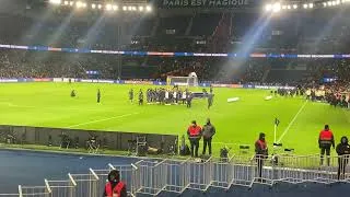 Miniature : PSG - Toulouse FC Trophée des Champions Remise du trophée we are champion feu d’artifice 2023