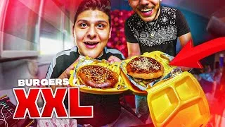 Miniature : GROSSE DEGUSTATION D'UN BIG BURGER - Mikoush