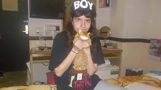 Miniature : J'avais 16 ans, il en avait 30. (Storytime, #metoo)
