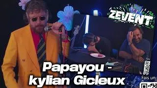 Miniature : André Manoukian mort de rire face à la performance de Mistermv