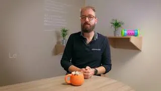 Miniature : Comment donner un médicament à un chat (sans stress) ?