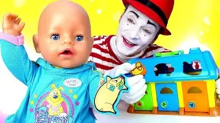 Miniature : Vidéo pour enfants. Jouets pour bébé: Une maison trieur pour apprendre les animaux