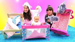 Miniature : Histoire amusante avec Baby Born et Baby Shark : Y a-t-il assez de lits pour les enfants?