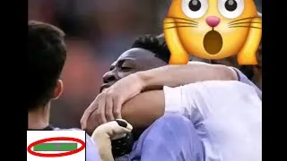 Miniature : Vinicuis Junior reçoit des injures racistes lors d'un match et se fait expulsé par l'arbitre 😱😱
