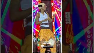 Miniature : La scène la plus émouvante du concert de vano baby. #VanoBaby #ConcertLive #10AnsDuGang