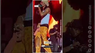 Miniature : 10 ans du gang : ce moment du concert a choqué tout le majestic. #VanoBaby