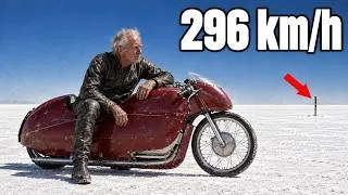 Miniature : À 68 Ans, il s’Enferme dans ce Cercueil de Tôle à 296 km/h – son record est INBATTABLE depuis 60 Ans