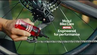 Miniature : Motul Racing Chain Lube. Engineered for Performance. #CoCreatorsOfPerformance #MotulBikeCare
