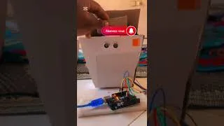 Miniature : J'ai construit une poubelle intelligente avec Arduino (Tuto Complet)