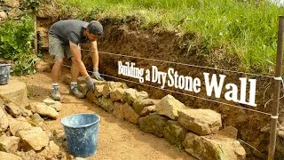 Miniature : Rebuilding an Old Dry Stone Wall – 4 Days of Work Under the May Sun