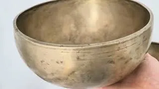 Miniature : Présentation de 2 bol chantant tibétain
