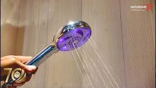 Miniature : CHM René Oltra : des douches colorées pour économiser l’eau