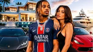 Miniature : Bradley Barcola : Sa Fortune, Ses Voitures de Luxe et la Vie Secrète de la Star du PSG