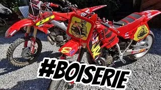 Miniature : LABOISERIE FAIT LE SHOW EN MOTO DANS SON IMMENSE CHÂTEAU 🏰🏍️ #BOISERIE #LABOISERIE