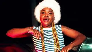 Miniature : Nic-class Mao ft Lauraa Bazooka - Mawuénana (Clips Officiels)