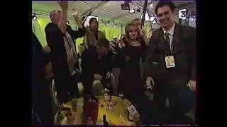 Miniature : EUROVISION FRANCE 2002 12 points obtenus par la France avec Sandrine François "Il faut du temps"