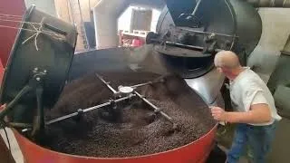 Miniature : Dans les coulisses de l'atelier de torréfaction des Cafés Rémy, à Saultain