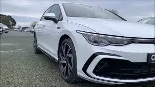 Miniature : Volkswagen Golf VIII - L'icône compacte devient icône numérique