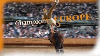 Miniature : Compétition avec le champion d'Europe jeune