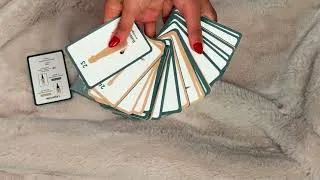 Miniature : Découvrez le Yoga Aérien avec OYA YOGA | 60 Cartes pour une Pratique Ludique et Guidée !carte