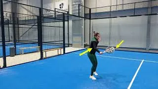 Miniature : Padel Technique #9 - Les bases de la volée de Revers