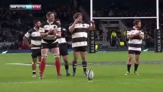 Miniature : Bakkies Botha tente une transformation avec les Barbarians en imitant Dan Biggar