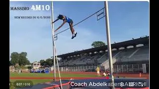 Miniature : Saut à la perche pour décathlon New record : 4m10