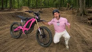 Miniature : 48H Pour construire un terrain de moto dans la forêt 🌳 