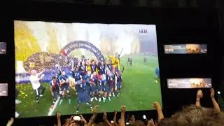 Miniature : LEVER DE LA COUPE DU MONDE  ( REMISE DU TROPHÉ) 🎖🎖🎖🇫🇷