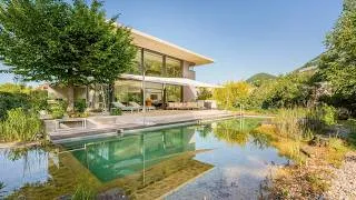 Miniature : Maison contemporaine avec piscine naturelle à vendre à Veyrier | Exclusivité Pilet & Renaud